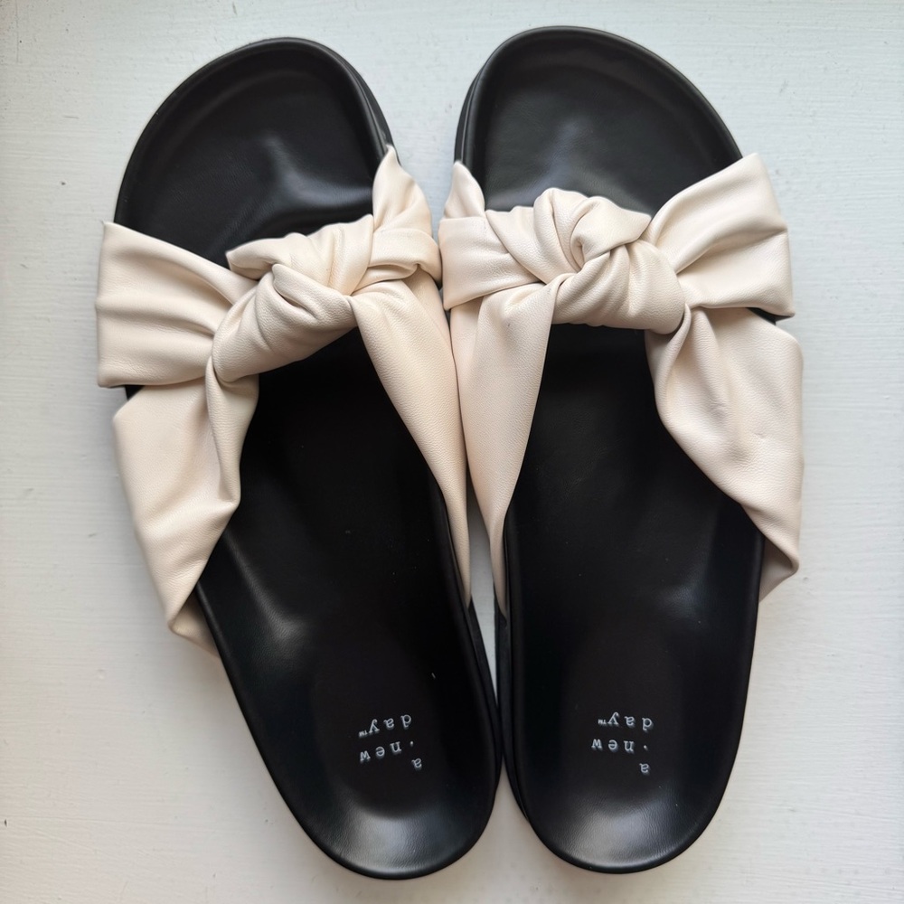 Women's A New Day Cream knotted Slide Sandals